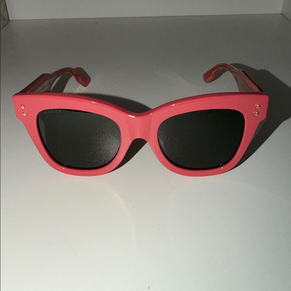 Gucci GG1082S 004 Pink Cat-Eye Sunglasses - Picture 6 of 9